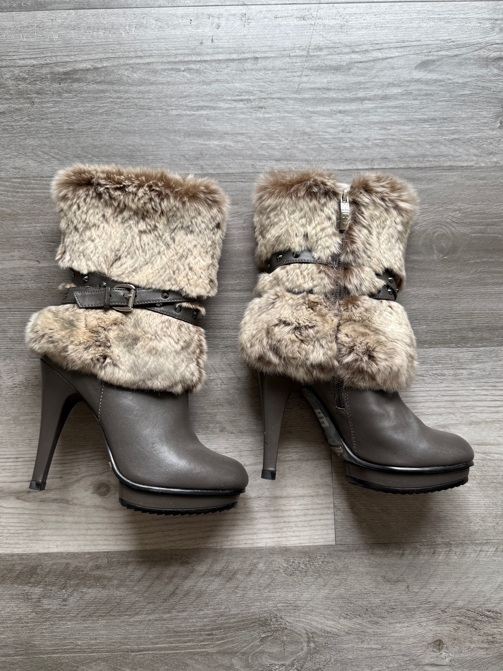 Roberta di Camerino Taupe Leather High-Heel Fur Cuff Ankle Boots
